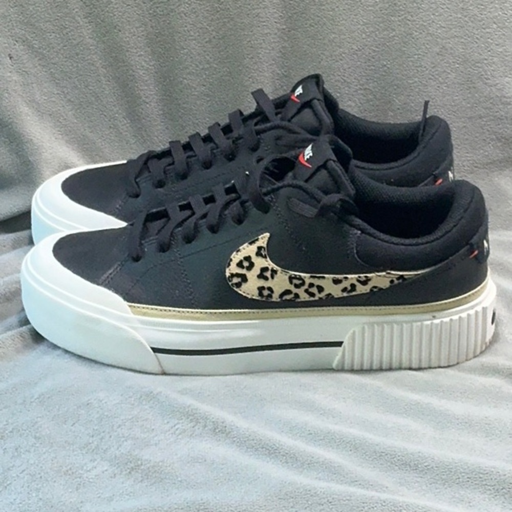 Nike Court Legacy Lift